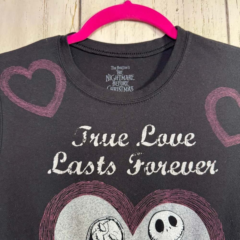 Disney Tim Burton Nightmare Before Christmas True Love Lasts Forever Tee M Goth - Picture 5 of 13
